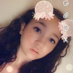 Meet your Posher, Karlie